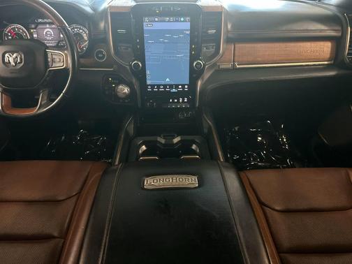 Bright White Clearcoat 2022 RAM 1500 Longhorn