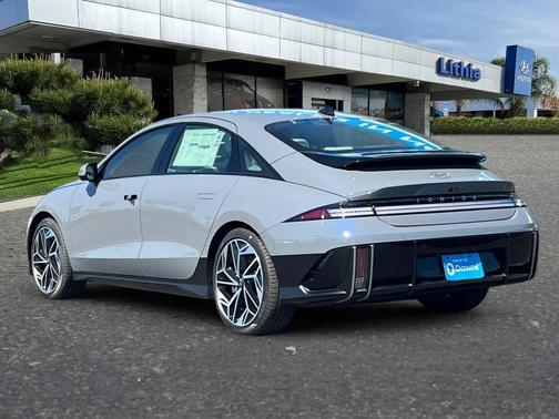 2025 Hyundai IONIQ 6 Limited