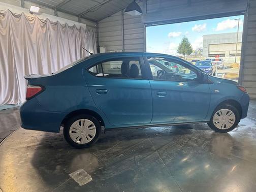 2024 Mitsubishi Mirage G4 ES