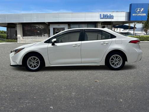 White 2022 Toyota Corolla Hybrid LE