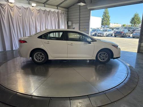 White 2022 Toyota Corolla Hybrid LE