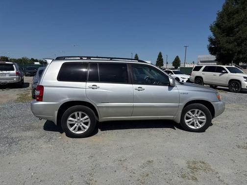 Millennium Silver Metallic 2007 Toyota Highlander Hybrid Limited