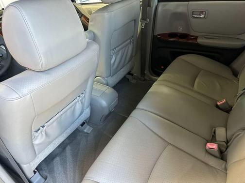 Millennium Silver Metallic 2007 Toyota Highlander Hybrid Limited