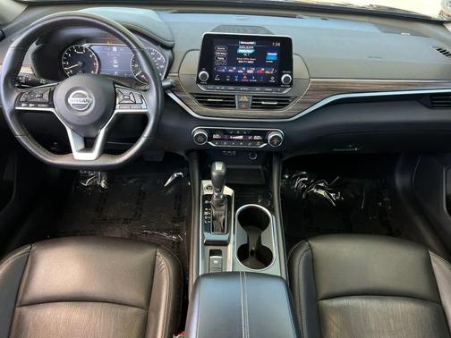 Super Black 2021 Nissan Altima 2.5 SL