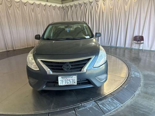 Graphite Blue 2015 Nissan Versa 1.6 S+