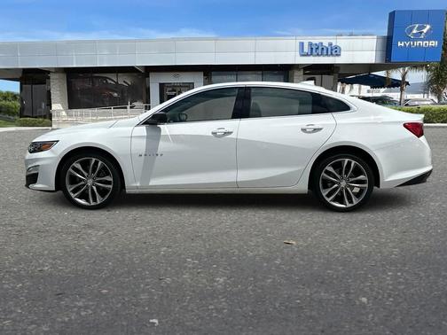 Summit White 2023 Chevrolet Malibu LT