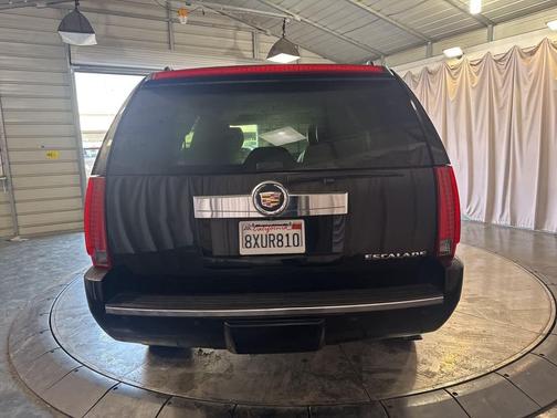 2014 Cadillac Escalade Luxury