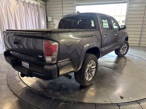 Magnetic Gray Metallic 2016 Toyota Tacoma Limited