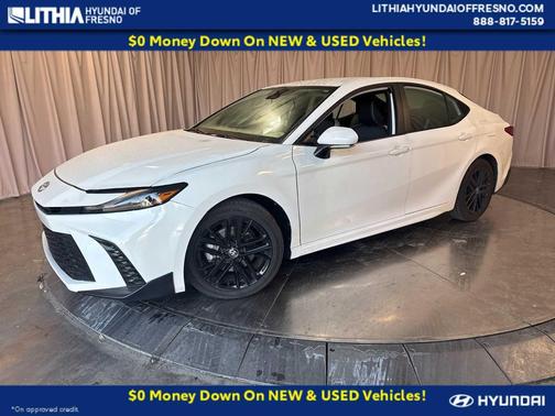 2025 Toyota Camry SE