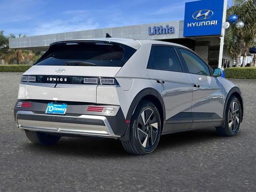 Cyber Gray 2026 Hyundai IONIQ 5 SEL