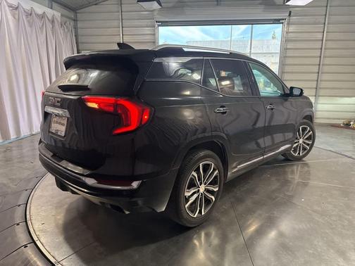 Ebony Twilight Metallic 2018 GMC Terrain Denali