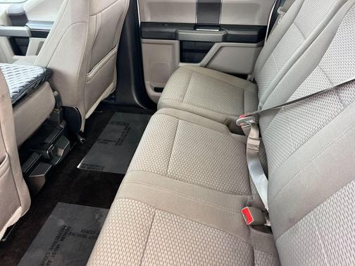 OXFORD WHITE 2018 Ford F-150 XLT