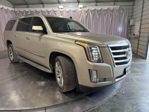 2015 Cadillac Escalade ESV Luxury