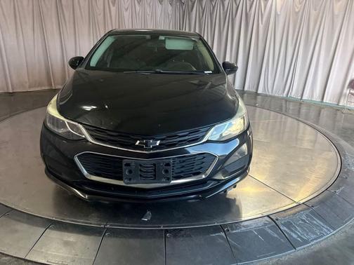Mosaic Black Metallic 2018 Chevrolet Cruze LT