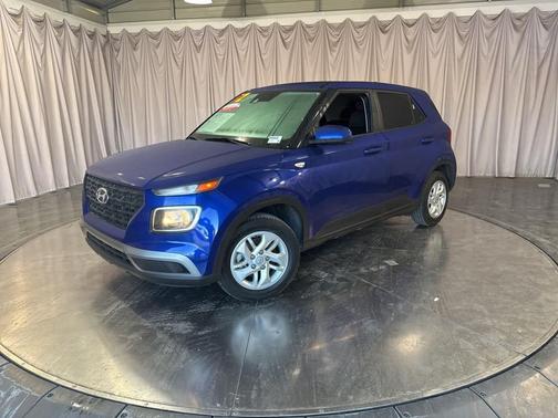 2022 Hyundai VENUE SE