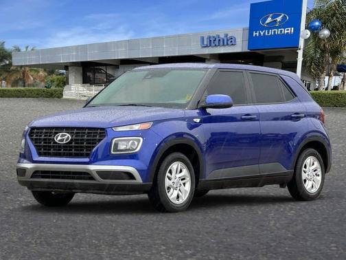 2022 Hyundai VENUE SE