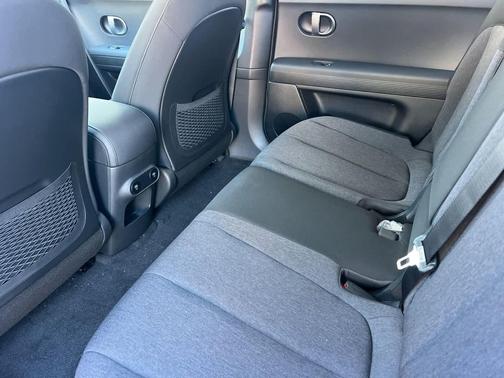 2026 Hyundai IONIQ 5 SE Standard Range