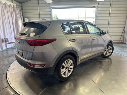 Steel Gray 2019 Kia Sportage LX