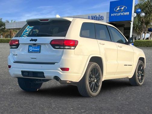 2021 Jeep Grand Cherokee Laredo