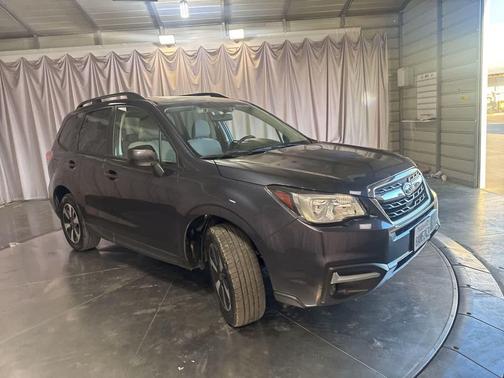 Dark Gray Metallic 2018 Subaru Forester 2.5i Premium