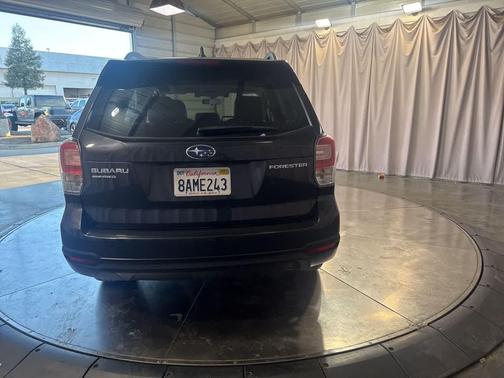 Dark Gray Metallic 2018 Subaru Forester 2.5i Premium