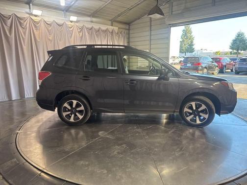 Dark Gray Metallic 2018 Subaru Forester 2.5i Premium