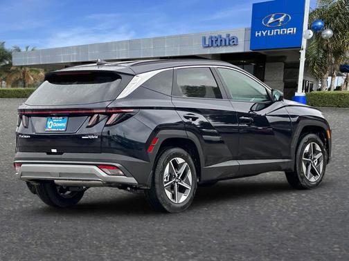 2026 Hyundai TUCSON Hybrid SEL Convenience