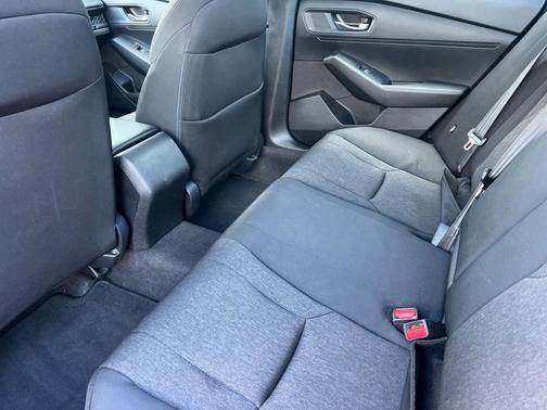 2024 Honda Accord LX 1.5T