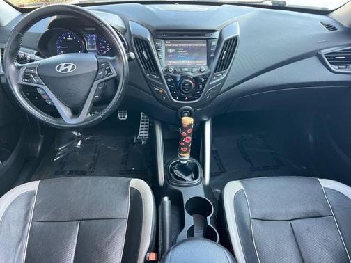 2015 Hyundai Veloster Turbo