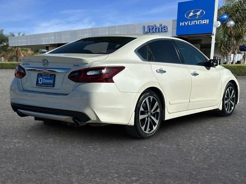 2017 Nissan Altima 2.5 SR