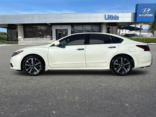 2017 Nissan Altima 2.5 SR