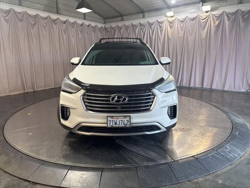 2017 Hyundai SANTA FE SE Ultimate