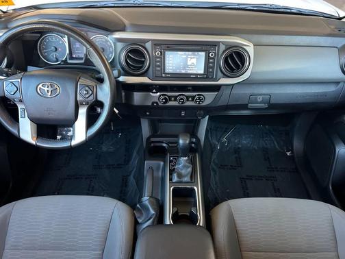 Super White 2017 Toyota Tacoma SR5