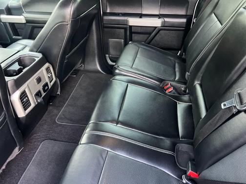 INGOT SILVER 2019 Ford F-150 Lariat