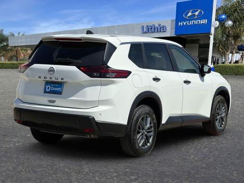 Glacier White 2024 Nissan Rogue S