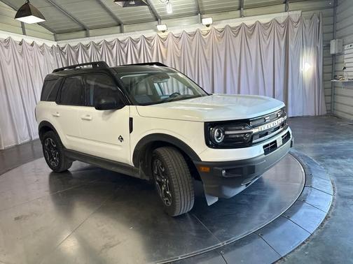 OXFORD WHITE 2023 Ford Bronco Sport Outer Banks