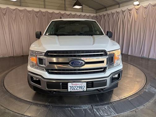 OXFORD WHITE 2019 Ford F-150 XLT