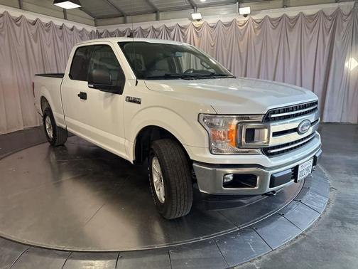 OXFORD WHITE 2019 Ford F-150 XLT
