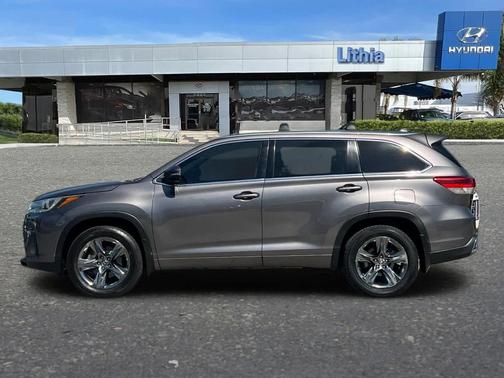 2017 Toyota Highlander Limited Platinum