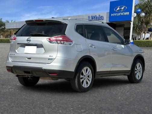 Brilliant Silver 2014 Nissan Rogue SV