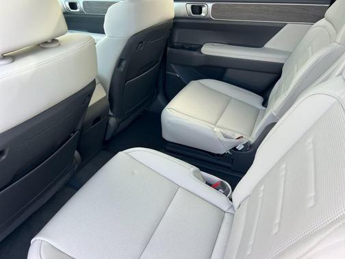 Rockwood Green 2026 Hyundai SANTA FE HEV Calligraphy