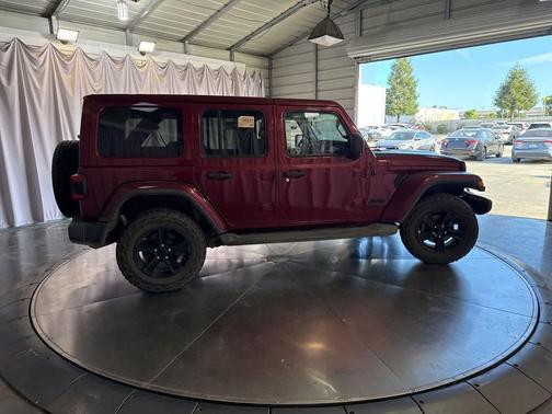 Snazzberry Pearlcoat 2021 Jeep Wrangler Unlimited Sahara