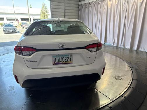 Ice Cap 2026 Toyota Corolla LE