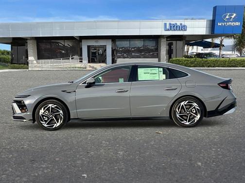 2026 Hyundai SONATA SEL