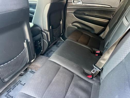 2018 Jeep Grand Cherokee Laredo E