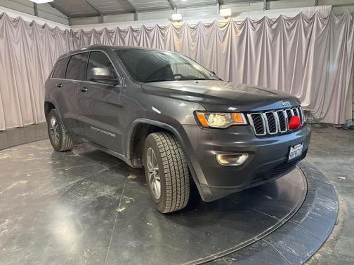 2018 Jeep Grand Cherokee Laredo E
