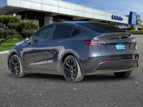 2024 Tesla Model Y RWD