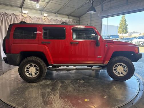 2007 Hummer H3 Base