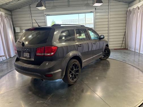 Granite Crystal Metallic Clearcoat 2014 Dodge Journey SXT
