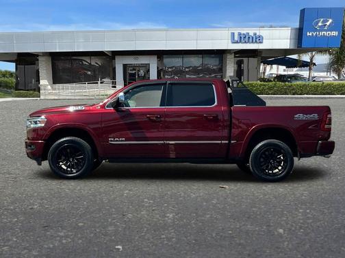 Delmonico Red Pearlcoat 2023 RAM 1500 Limited
